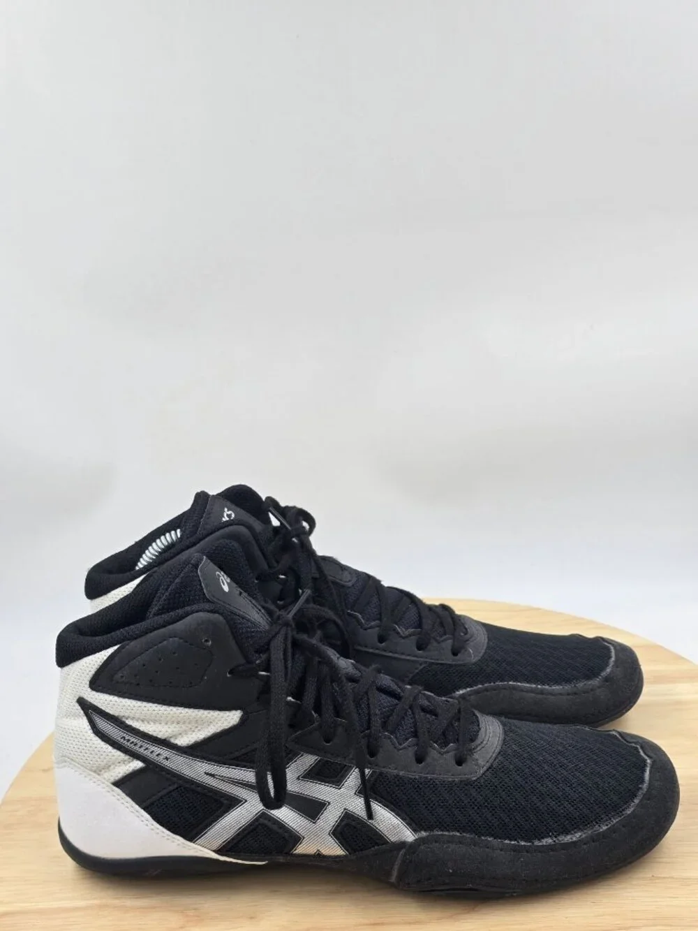 Asics MATFLEX 6 Wrestling Athletic Shoes 1081A021 Women's Sz 8.5